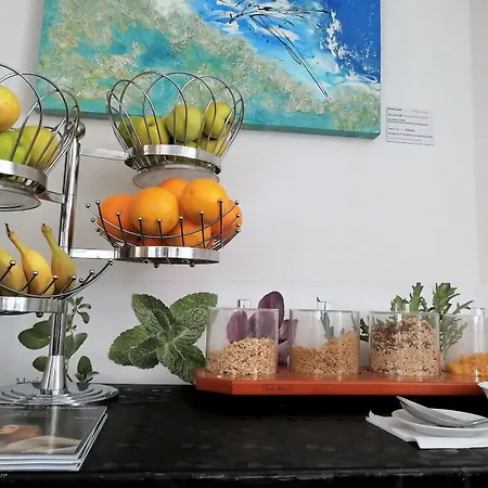 ホテル ケーニヒスホーフ ジ アートハウス ケルン