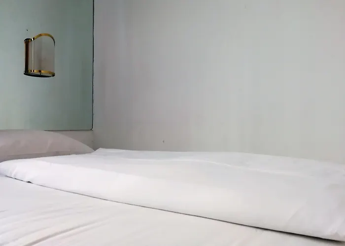 艺术宫廷酒店 3* 科隆