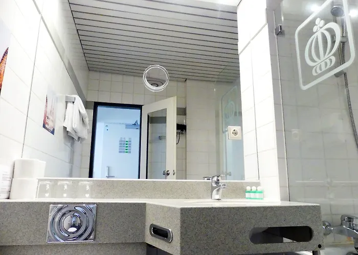 Koenigshof The Arthouse 3* Keulen