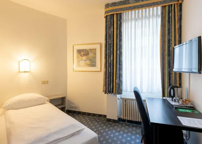 Hotel Koenigshof The Arthouse 3*